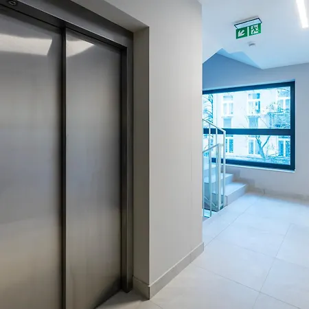 - Location, Balcony - By Rentujemy Lodz