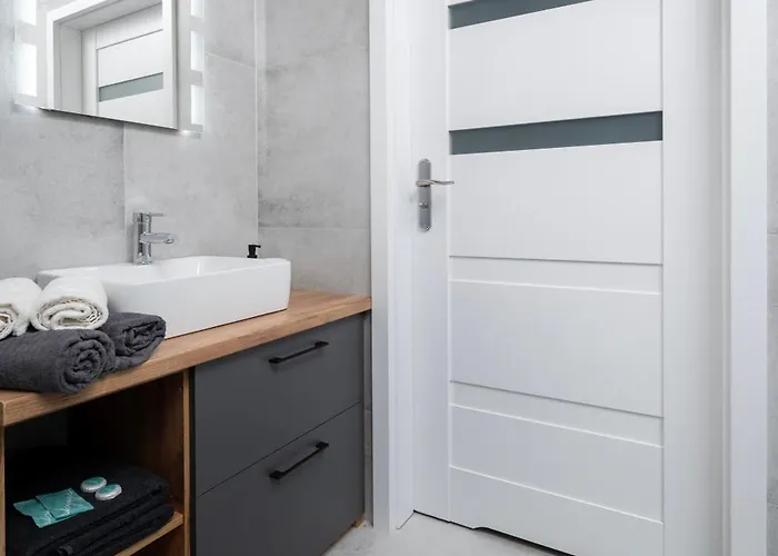 Lejlighed - Location, Balcony - By Rentujemy